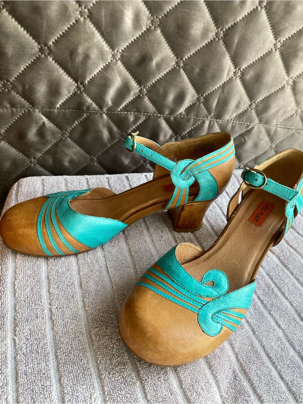 Vintage Style Miz Mooz Ella Colorblock Leather Pump Heels 9